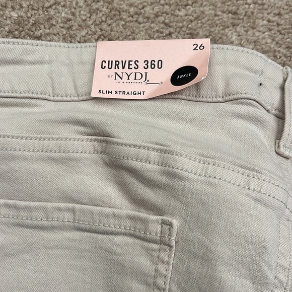 NWT Curves 360 by NYDJ Slim Straight Ankle Side Slits Cream Jeans - Size 26 - Picture 6 of 11